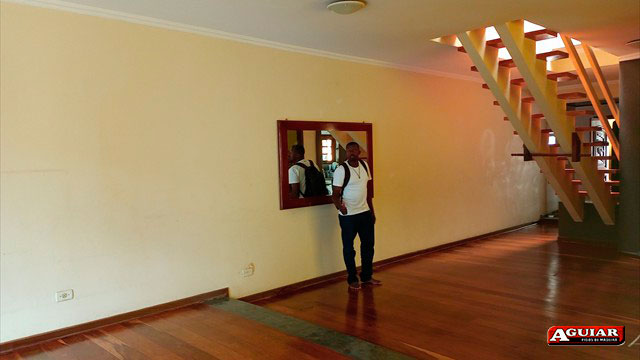 Acabamento em Assoalho de Madeira