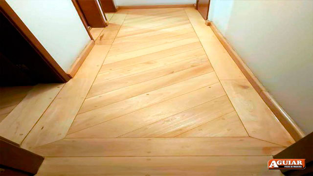 Aplicação de Cascolac em pisos de madeira<