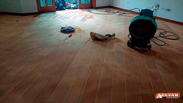 Raspagem de Assoalho em SPr